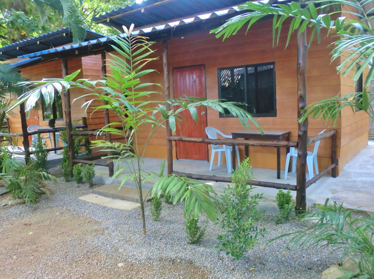 Hans Strand Bungalows Ko Lanta Buitenkant foto