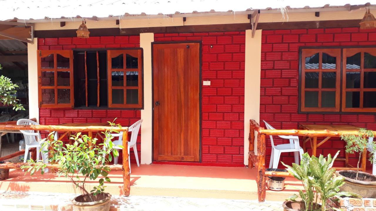 Hans Strand Bungalows Ko Lanta Buitenkant foto
